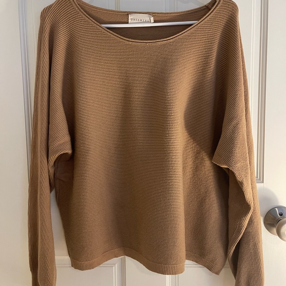 Dreamers sweater